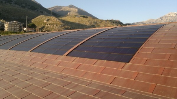 Гнучка сонячна черепиця TEGOSOLAR